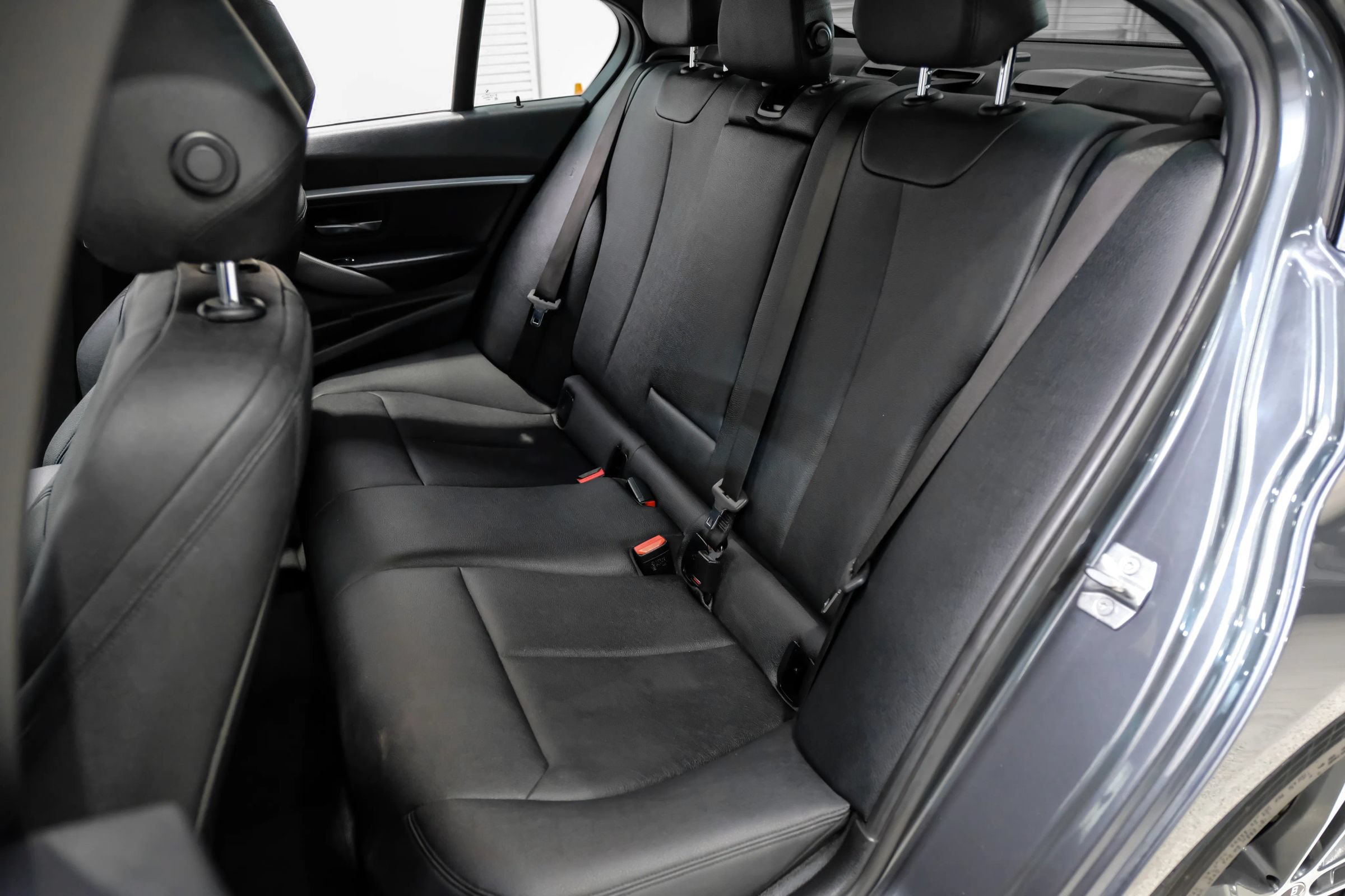 Used 2018 BMW 340i Sedan RWD image 21