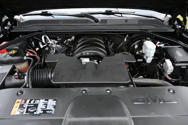 Used 2019 GMC Yukon SLT w/ Open Road Package image 15