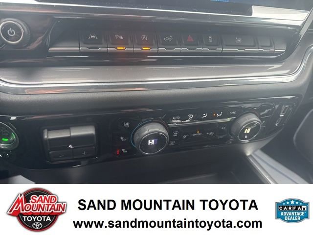 Used 2024 Chevrolet Silverado 1500 High Country w/ High Country Premium Package AWD/4WD image 24