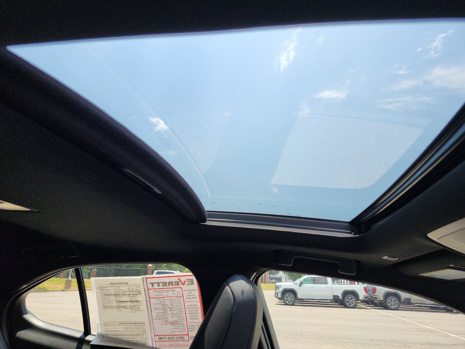 Used 2022 Lexus UX 250h w/ Premium Package AWD/4WD image 8