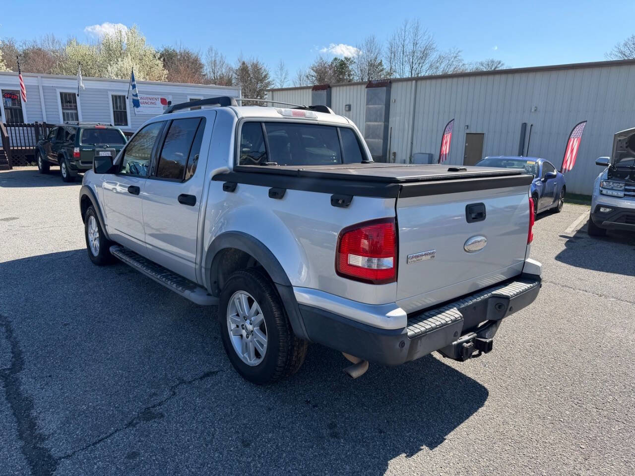 Used 2010 Ford Explorer Sport Trac XLT image 7