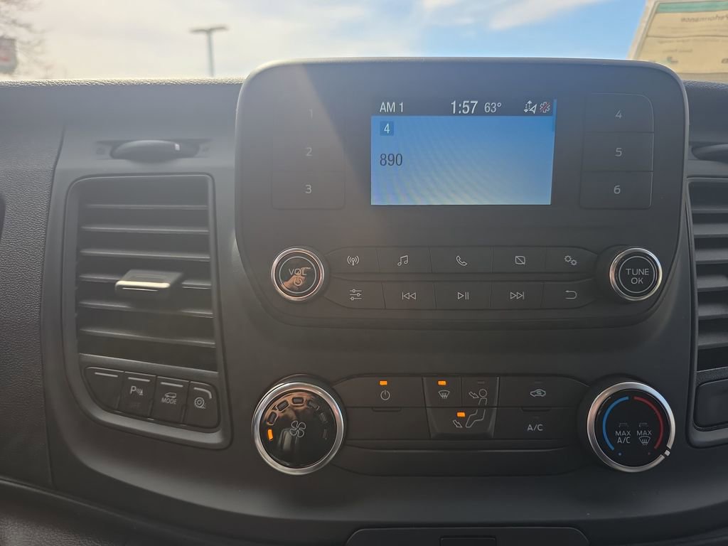 New 2025 Ford Transit 250 148 Medium Roof image 33