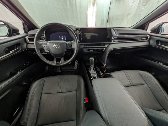 Used 2025 Toyota Camry XSE AWD/4WD image 11