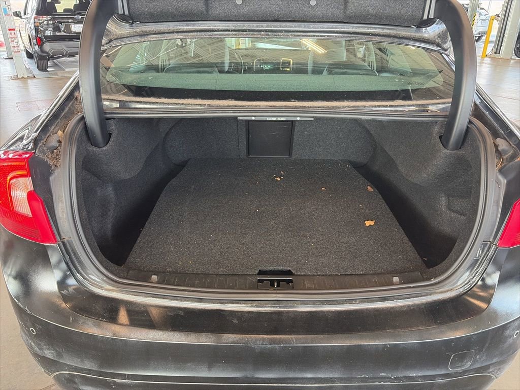 Used 2015 Volvo S60 T5 Premier w/ Convenience Package image 7