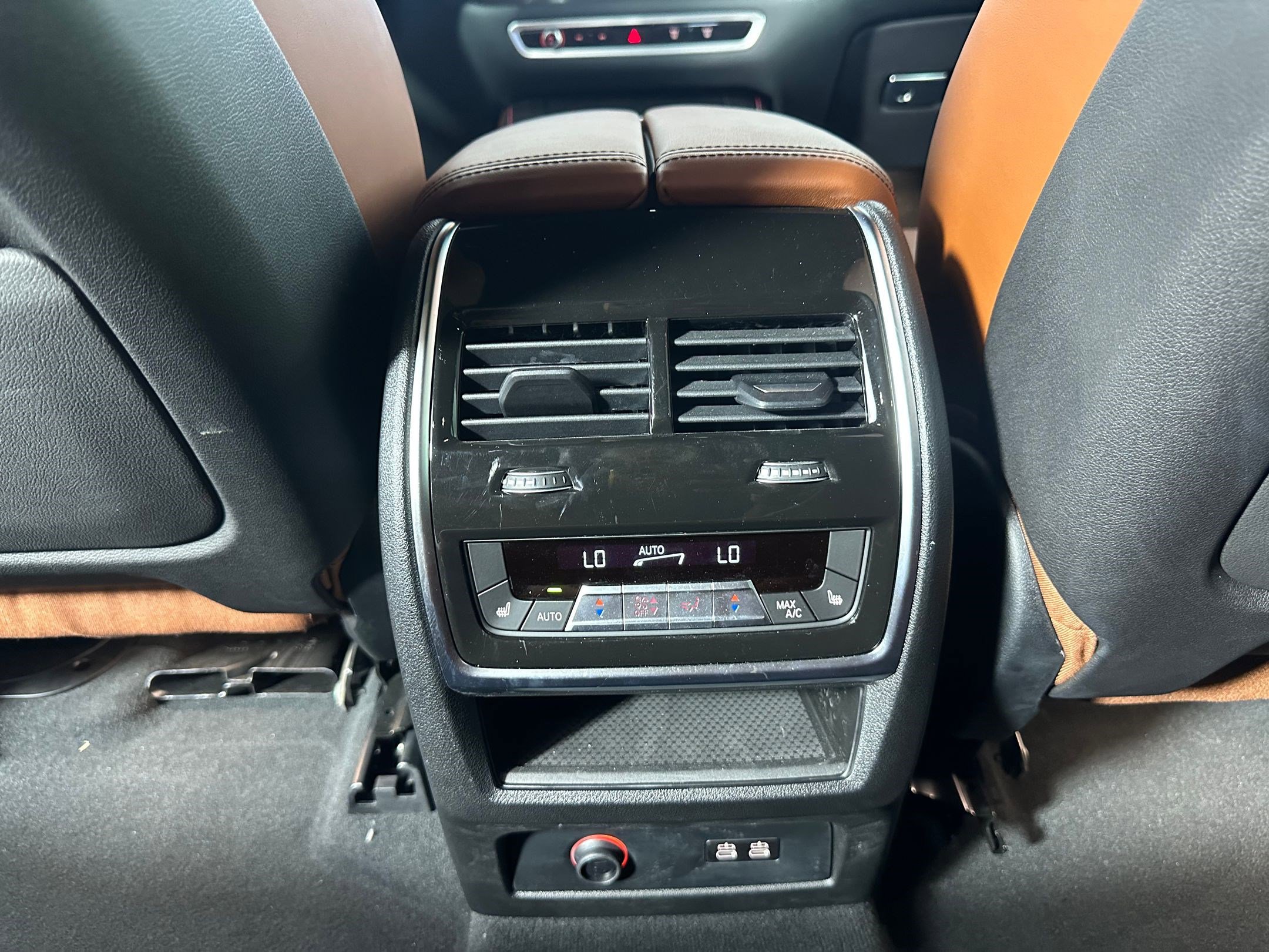 Certified 2024 BMW X5 xDrive50e w/ Executive Package image 29