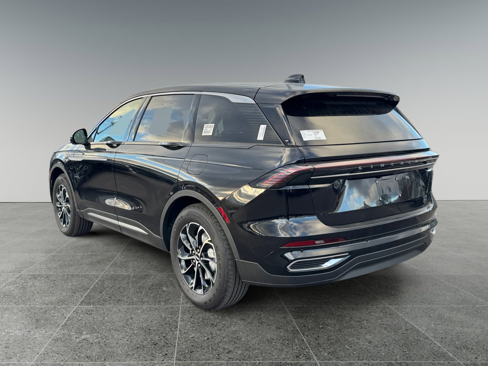 New 2026 Lincoln Nautilus Premier w/ Equipment Group 102A image 3