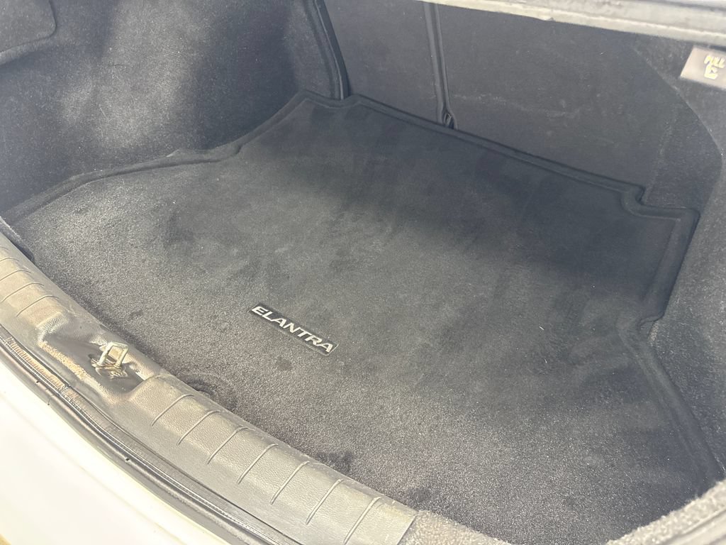 Used 2019 Hyundai Elantra SE FWD image 63