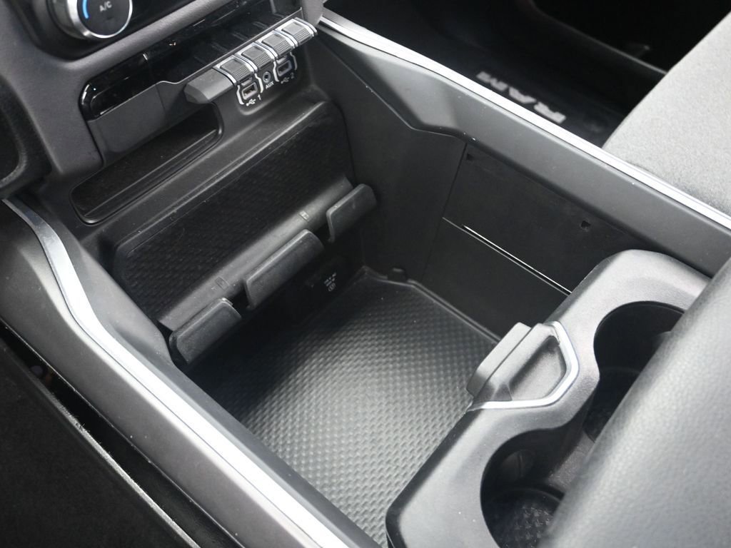 Used 2022 RAM 1500 Big Horn image 13