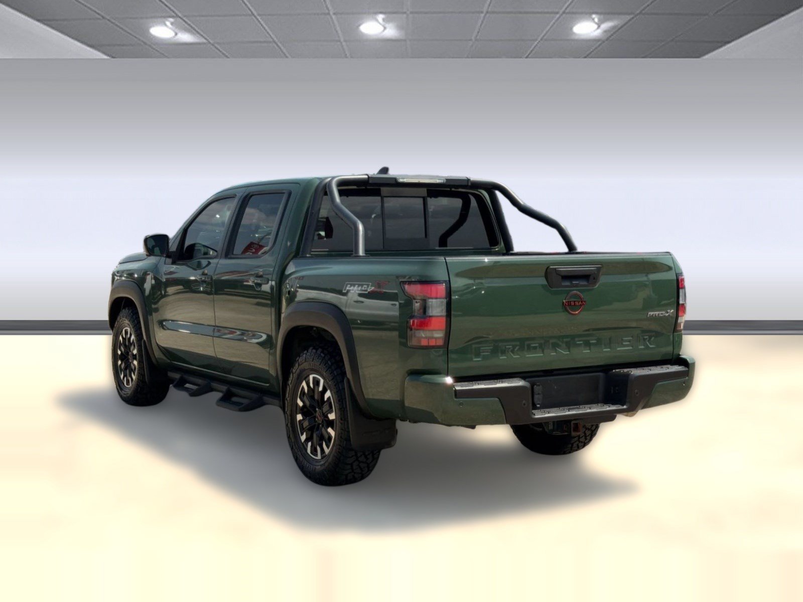 Used 2022 Nissan Frontier Pro-X RWD image 3
