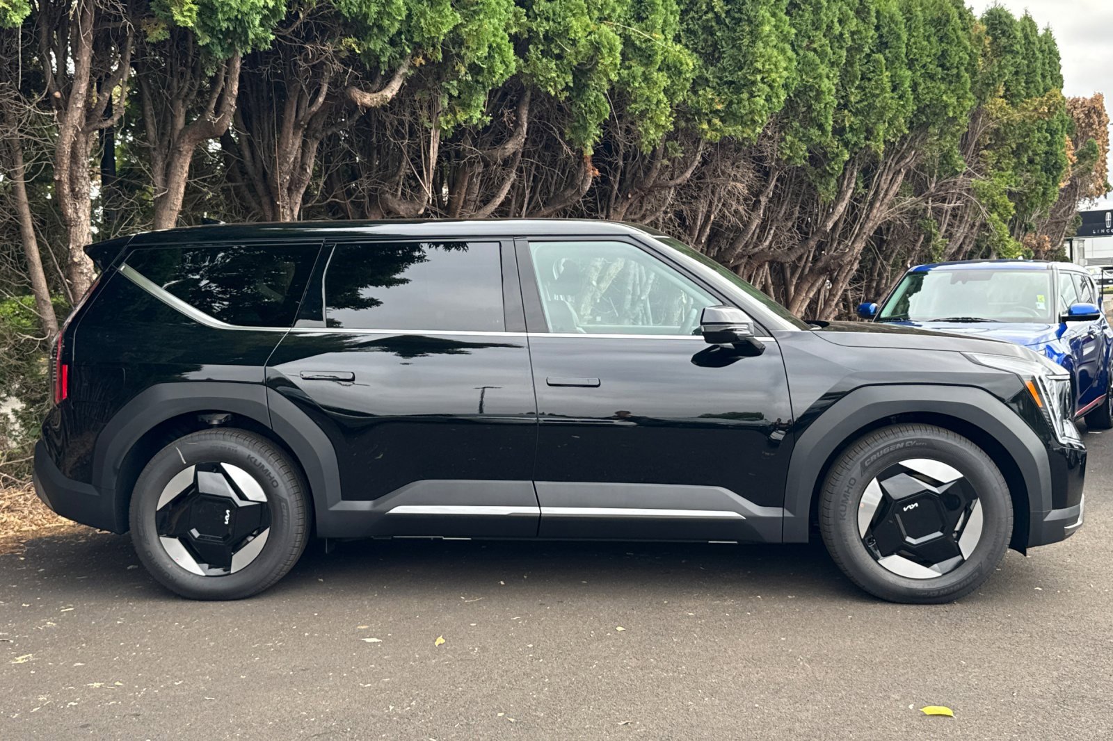 New 2026 Kia EV9 Light image 2