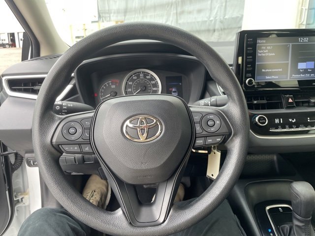 Used 2022 Toyota Corolla LE image 22