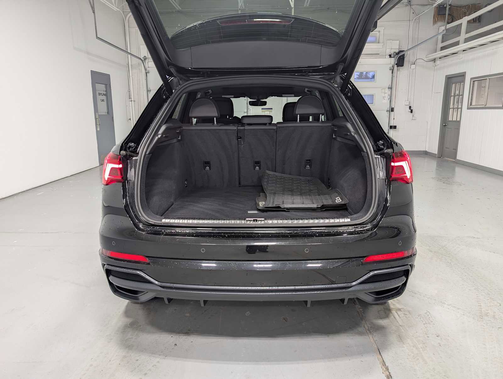 Used 2020 Audi Q3 2.0T Premium Plus image 37