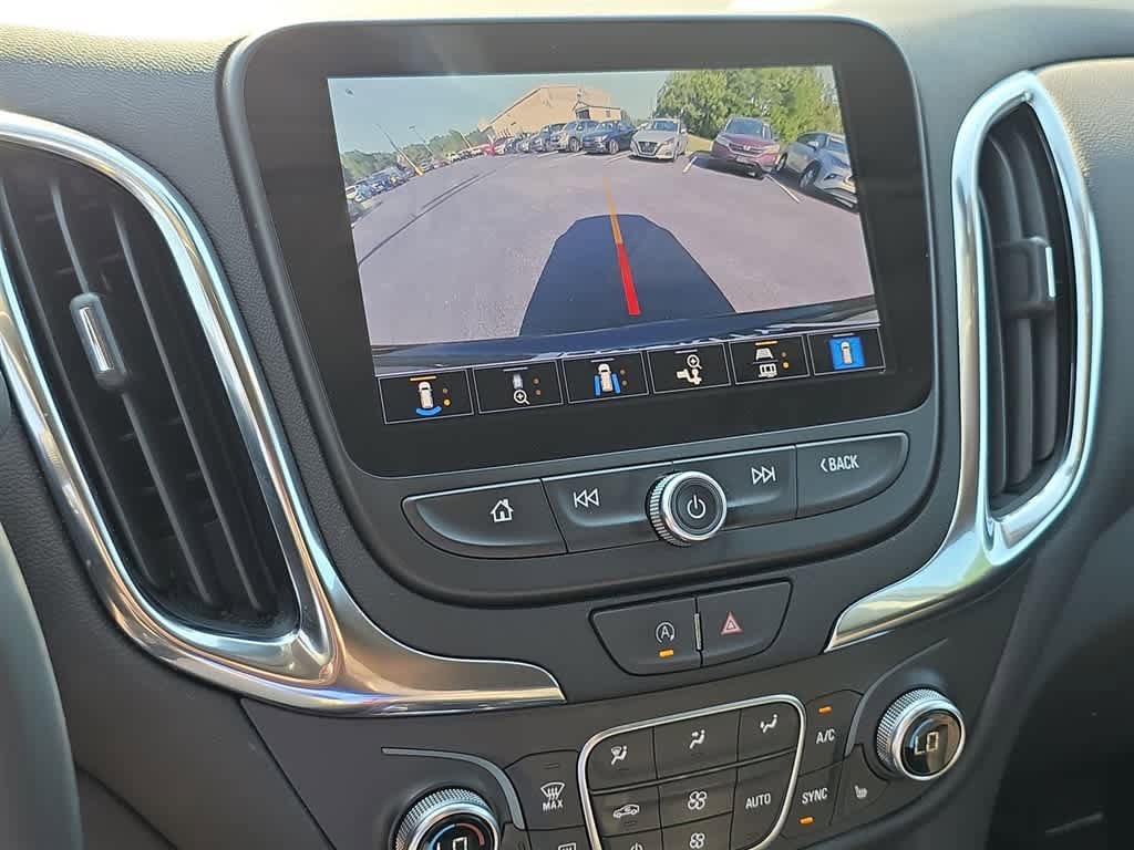 Used 2023 Chevrolet Equinox LT AWD/4WD image 36