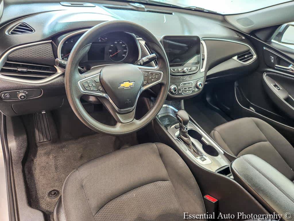 Used 2023 Chevrolet Malibu LT FWD image 10