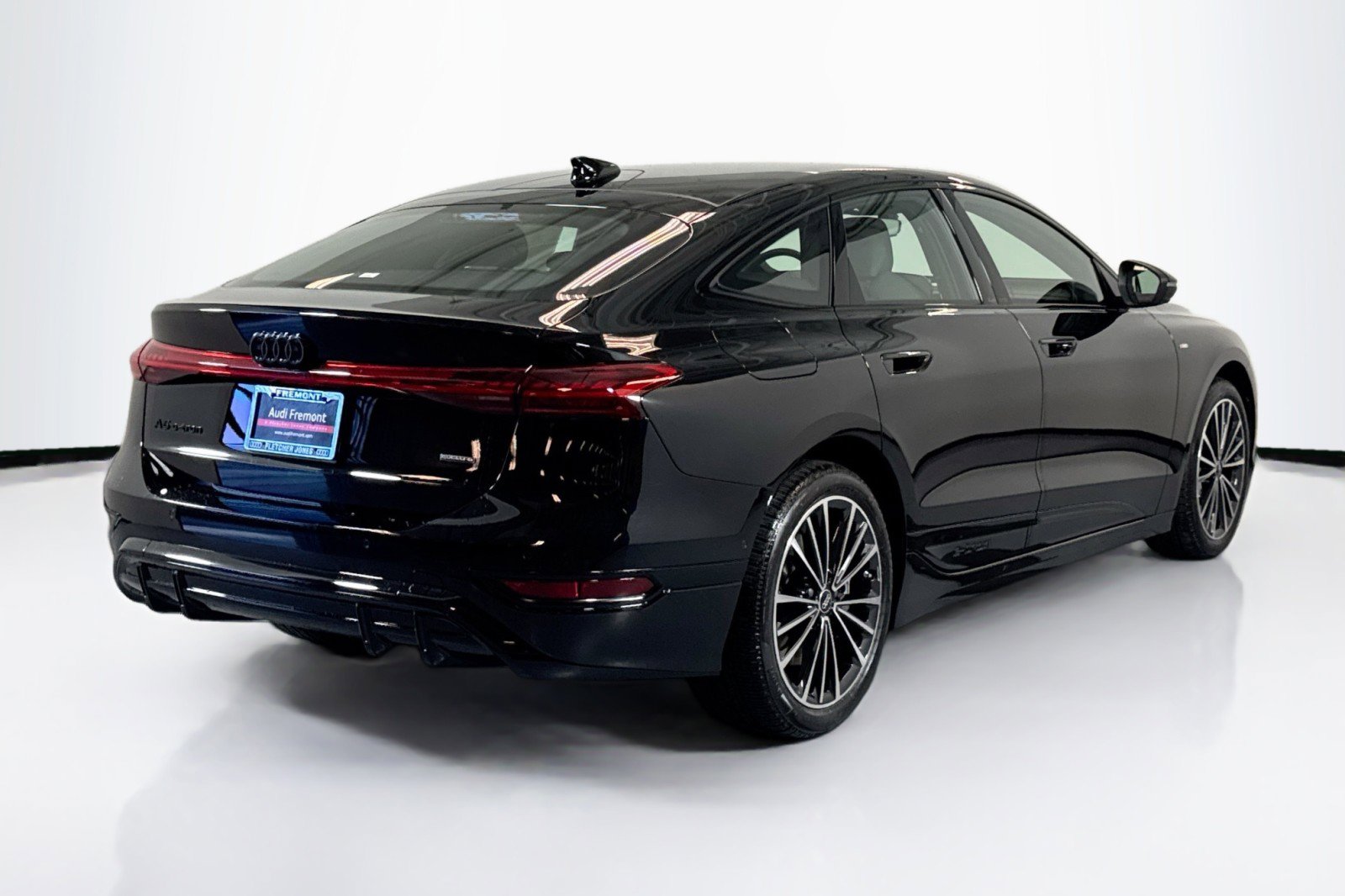 New 2027 Audi A6 e-tron Premium Plus AWD/4WD image 5
