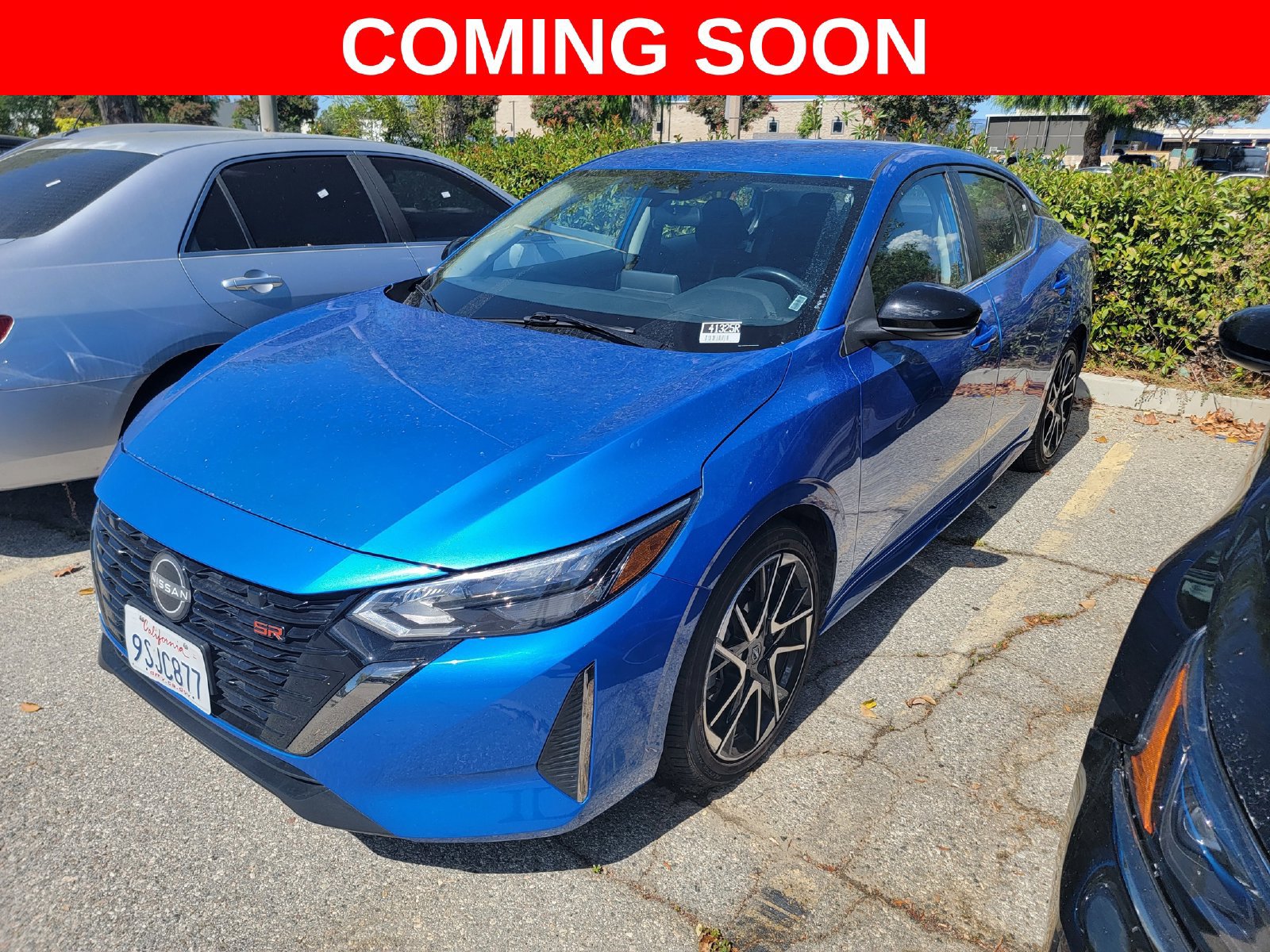 Used 2025 Nissan Sentra SR FWD image 1