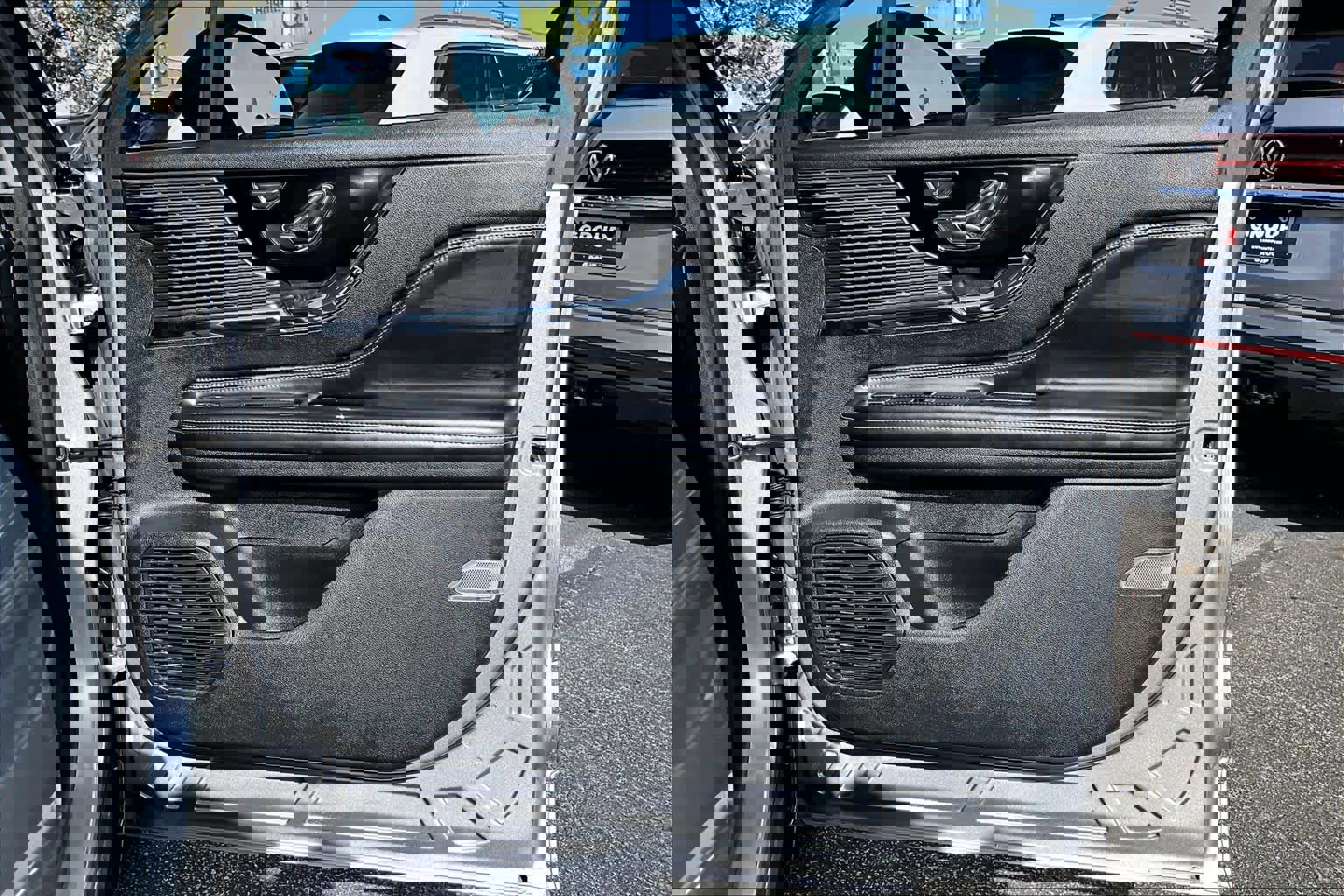 Used 2021 Lincoln Corsair FWD w/ Equipment Group 101A image 23