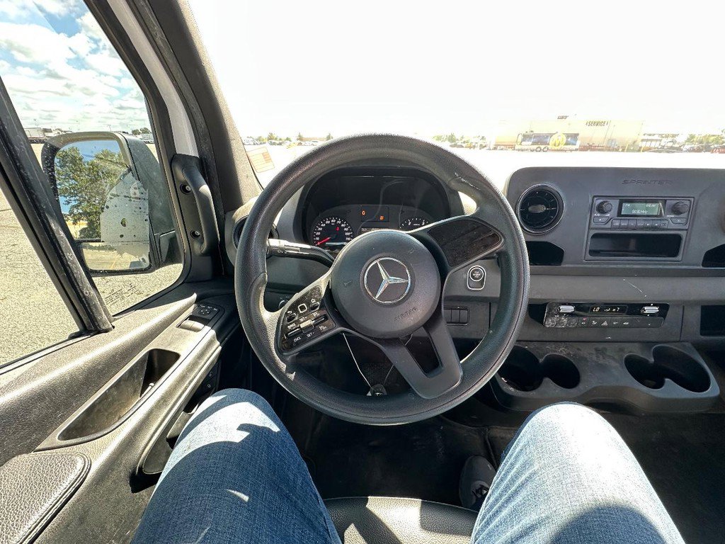 Used 2021 Mercedes-Benz Sprinter 2500 w/ Driver Convenience Package image 20