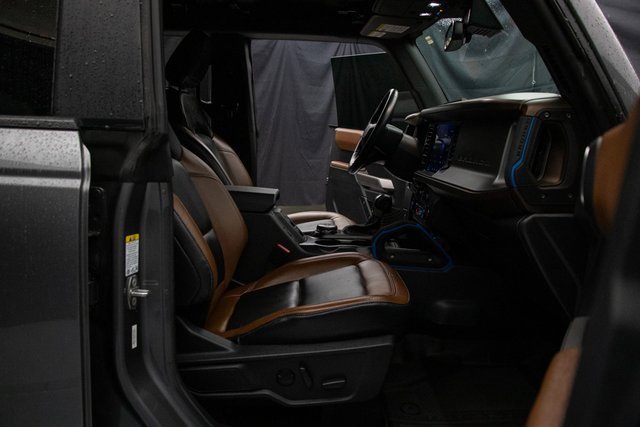 Used 2023 Ford Bronco Outer Banks image 16