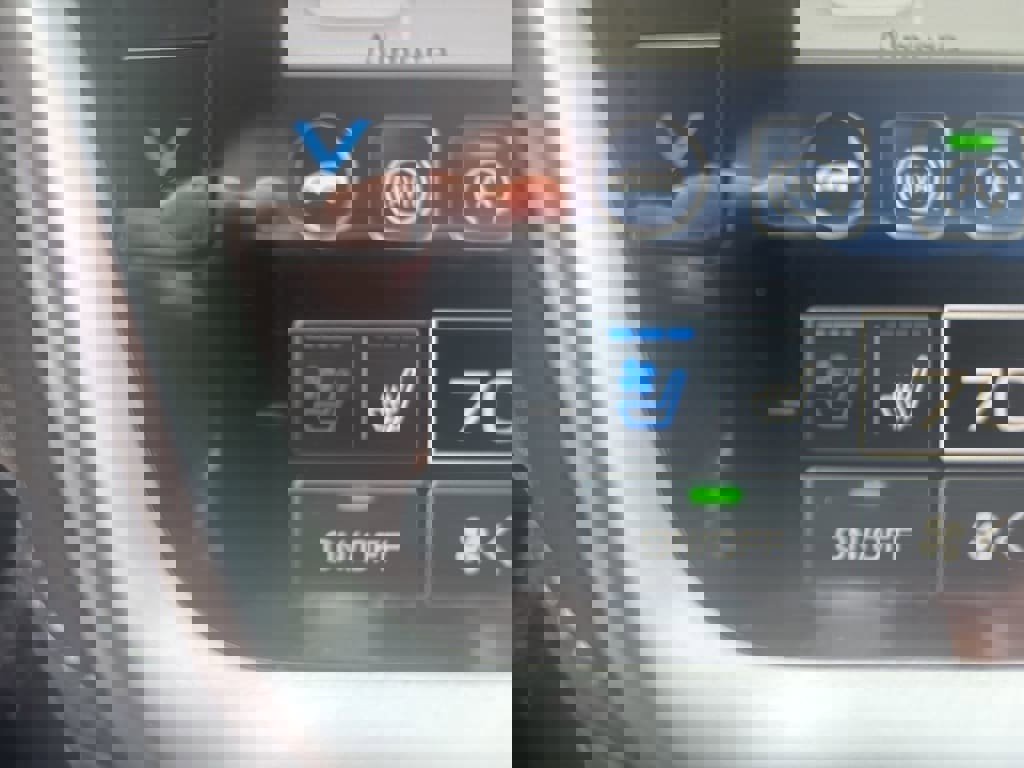 New 2025 Subaru Outback Touring XT image 27