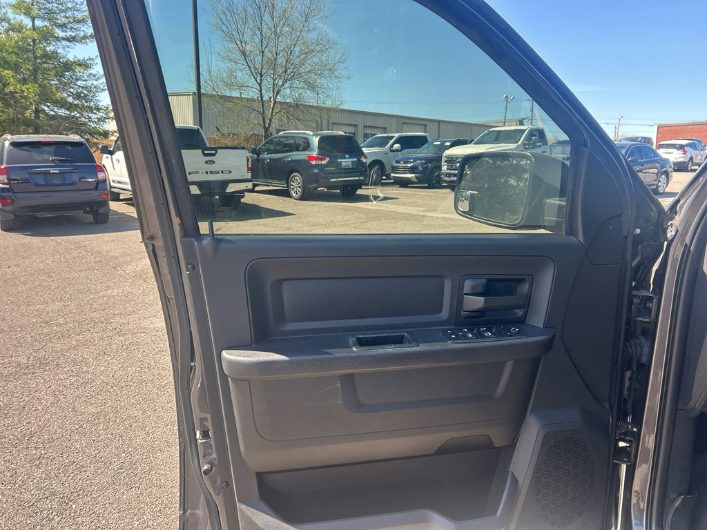 Used 2018 RAM 1500 Express image 20