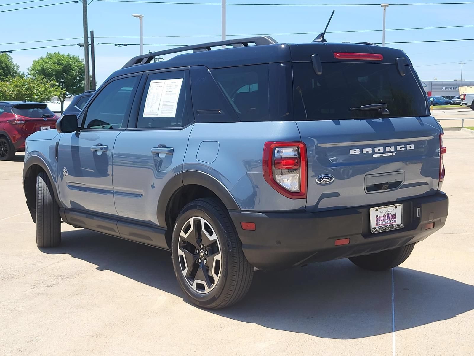 Used 2024 Ford Bronco Sport Outer Banks w/ Tech Package AWD/4WD image 8