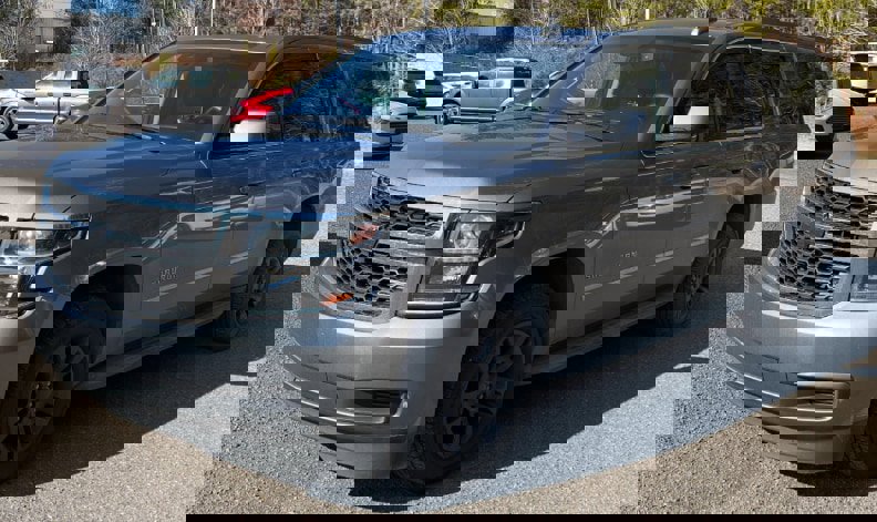 Used 2020 Chevrolet Suburban LT image 5