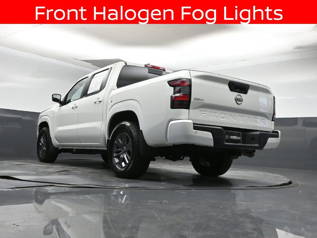 Used 2025 Nissan Frontier SV w/ SV Convenience Package RWD image 23