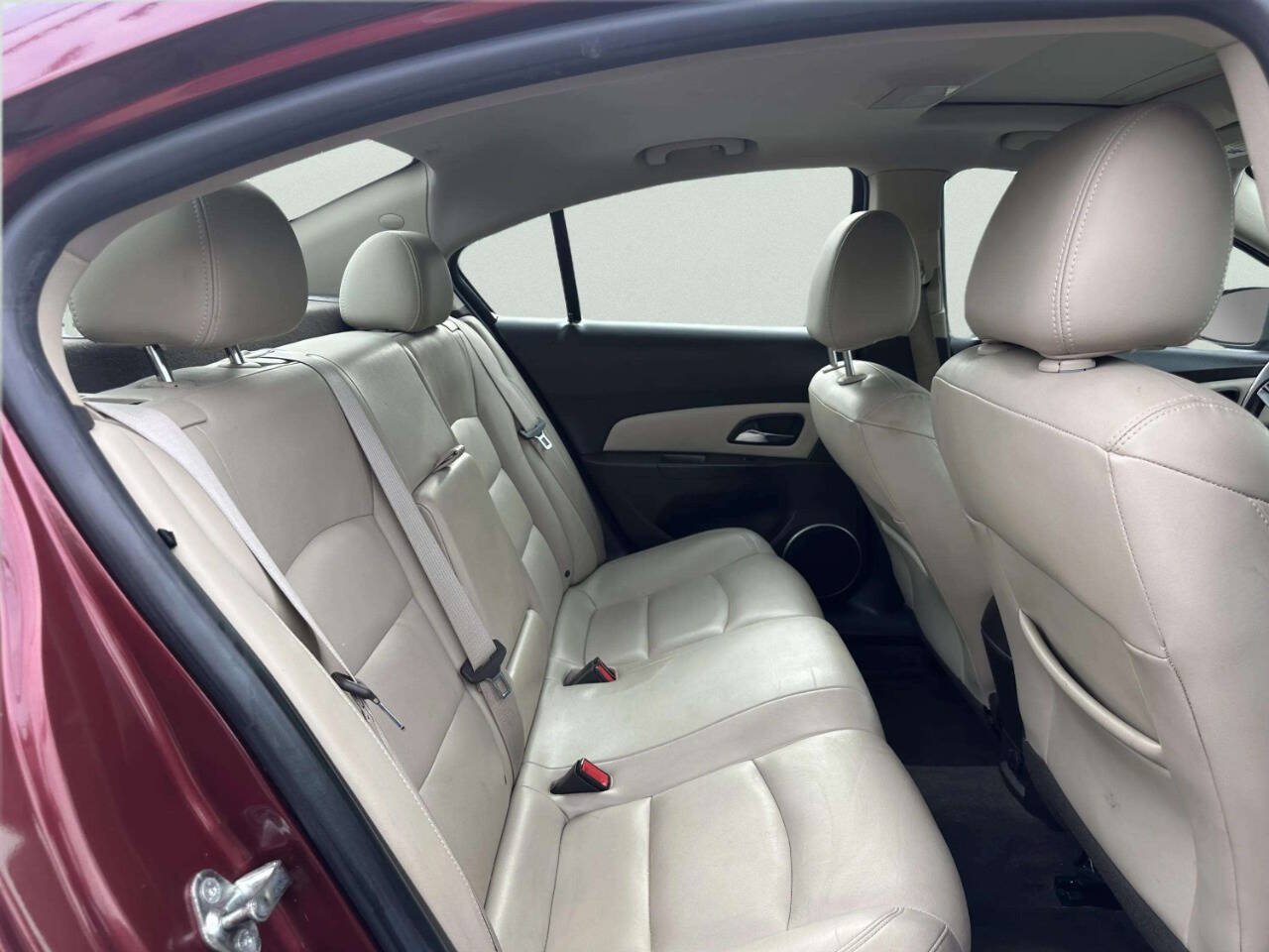 Used 2015 Chevrolet Cruze LTZ w/ Sun, Sound and Sport Package FWD image 20
