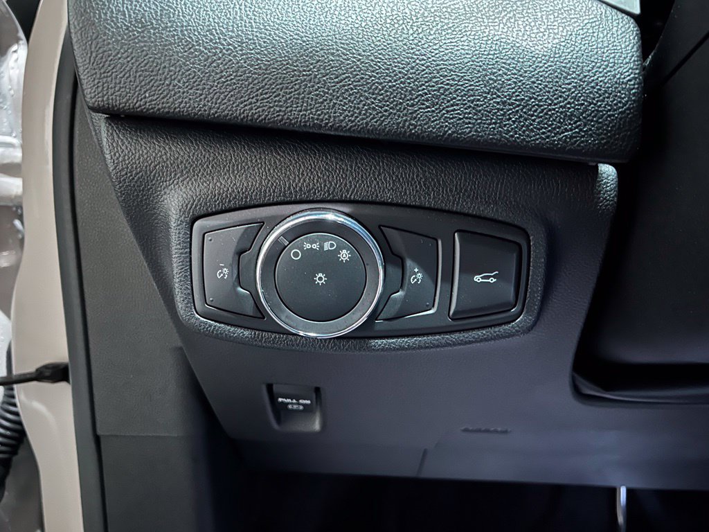 Used 2019 Lincoln MKC Select FWD image 19