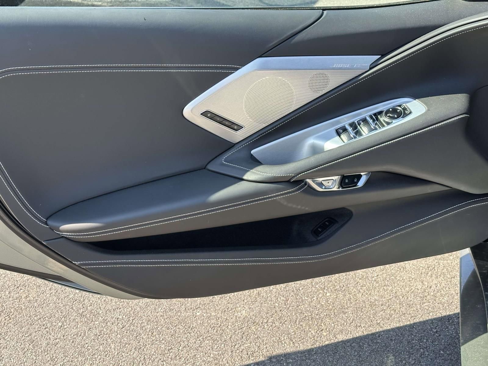 Used 2023 Chevrolet Corvette Stingray Premium Conv w/ Battery Protection Package RWD image 20