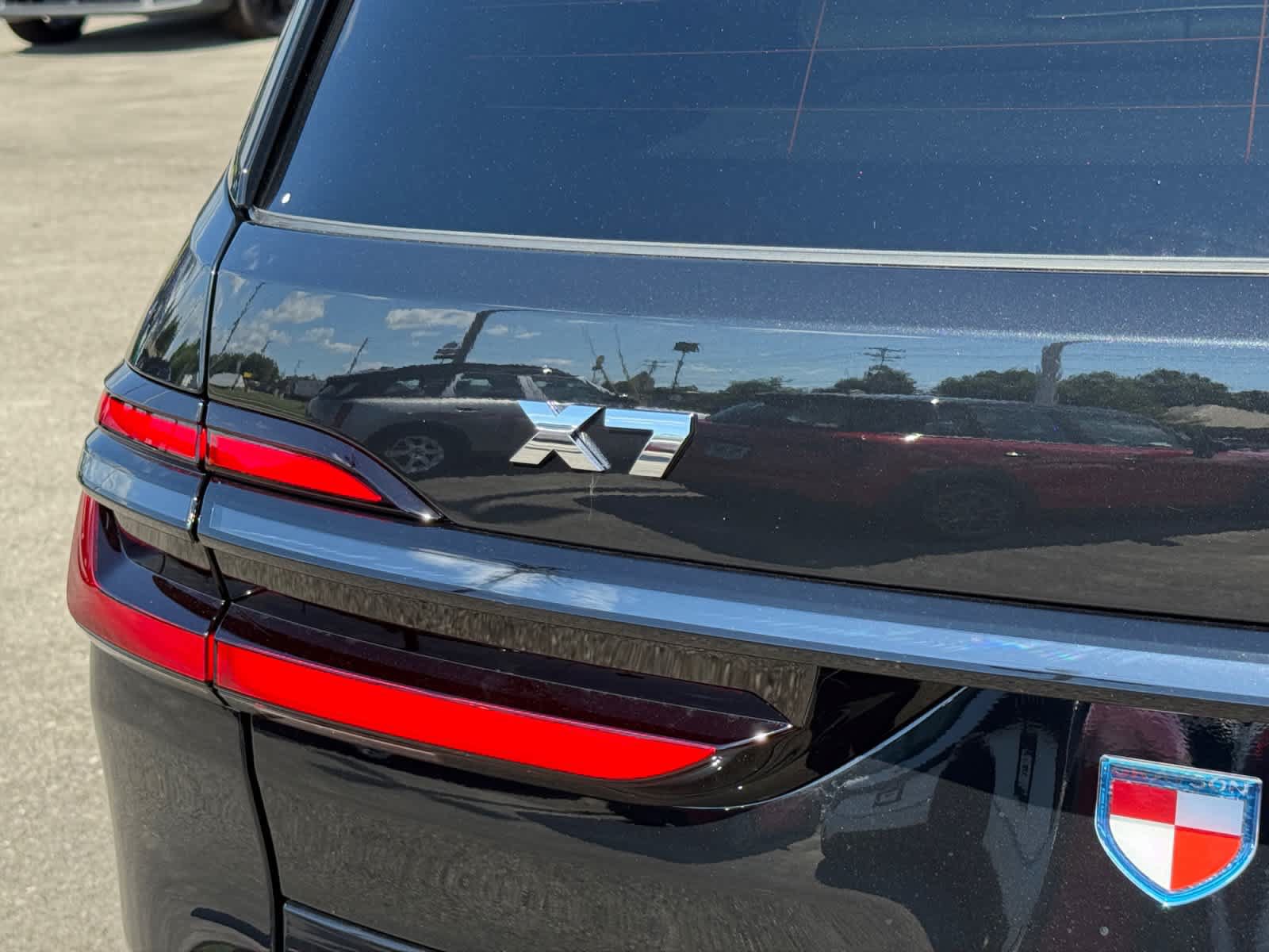 New 2027 BMW X7 M60i AWD/4WD image 10
