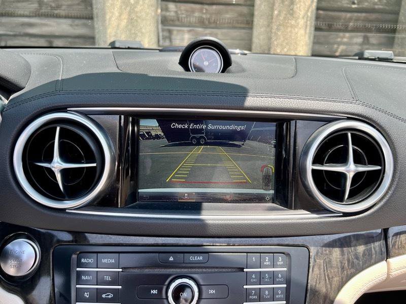 Used 2017 Mercedes-Benz SL 550 image 20