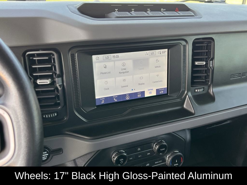 Used 2022 Ford Bronco Big Bend w/ Sasquatch Package image 19