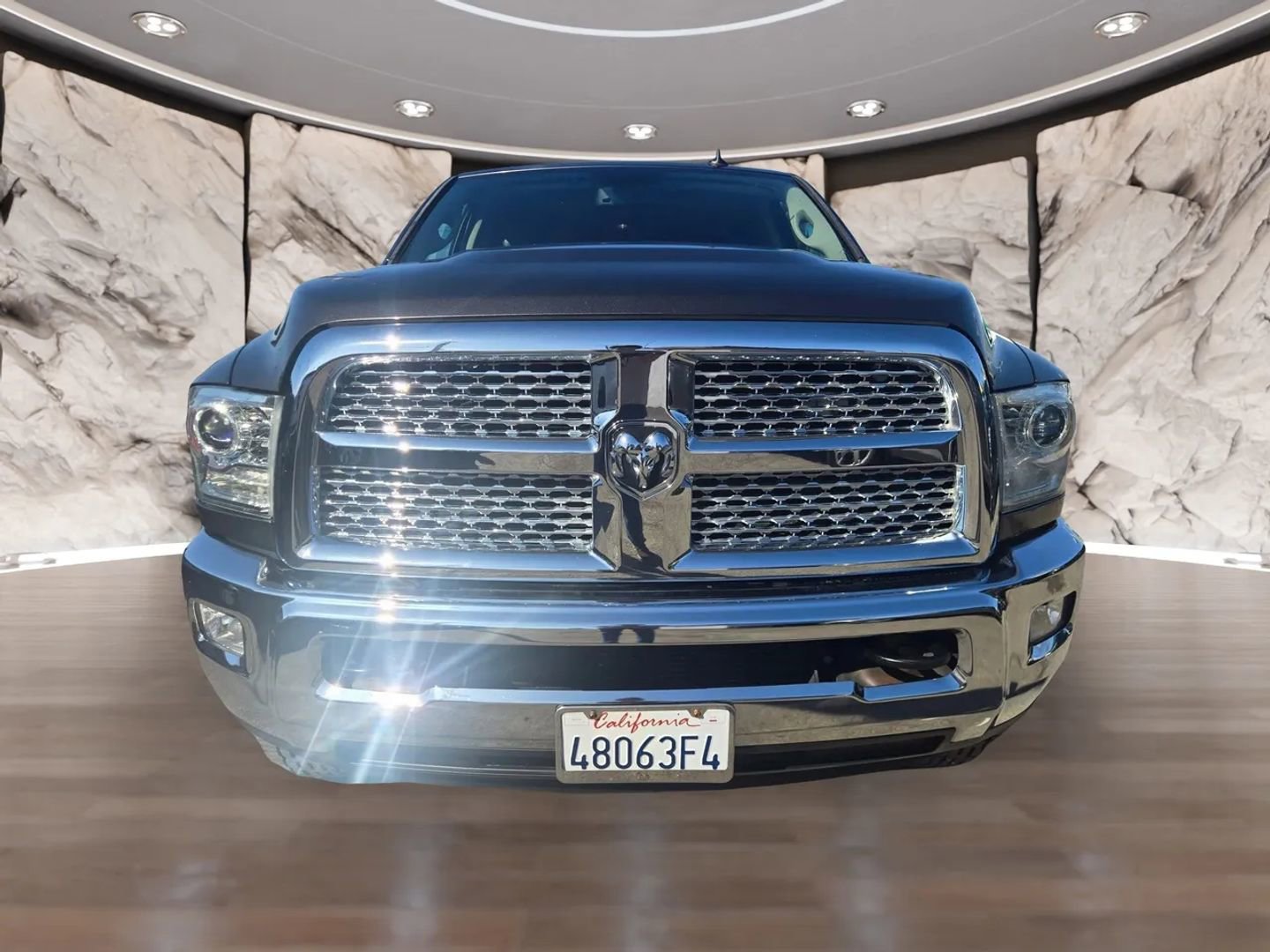 Used 2015 RAM 2500 Laramie image 2