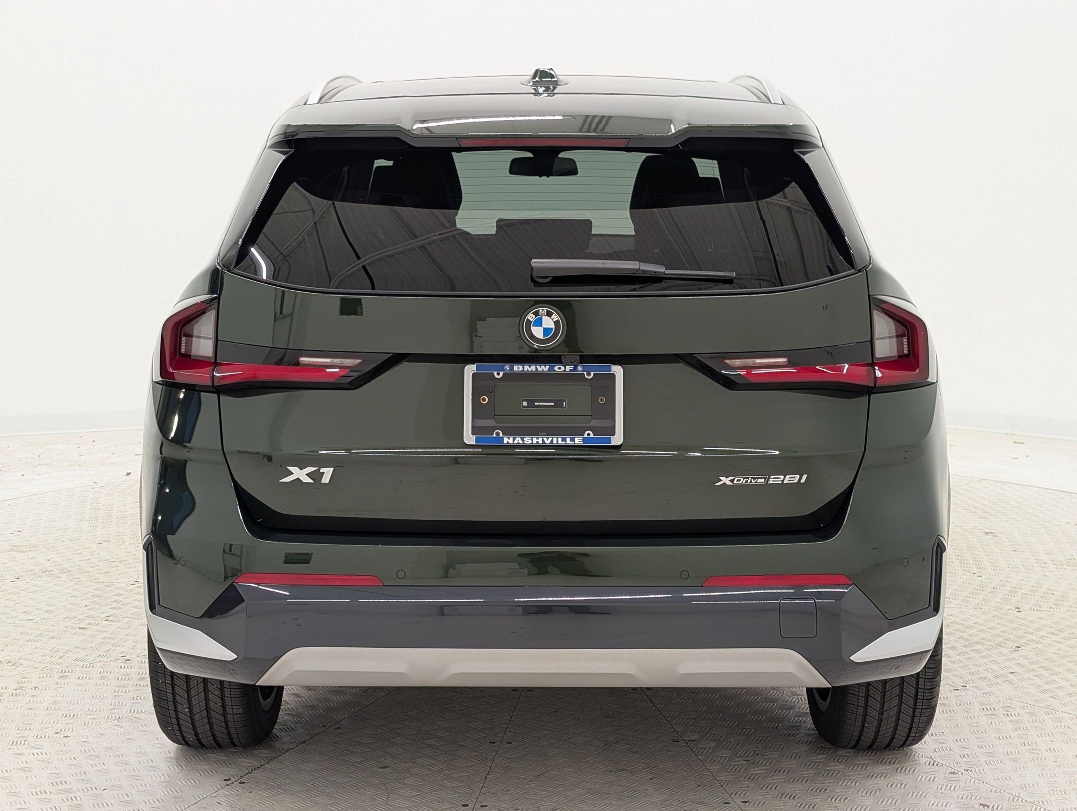 Used 2025 BMW X1 xDrive28i w/ Technology Package AWD/4WD image 10