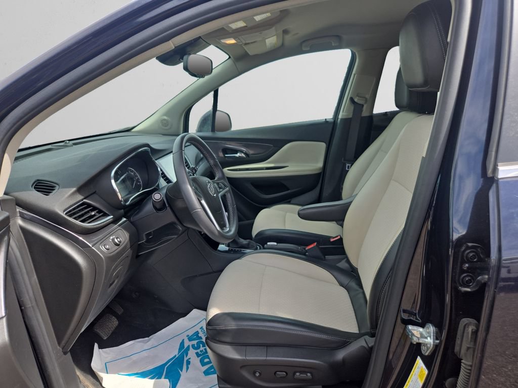Used 2021 Buick Encore Preferred w/ Safety Package AWD/4WD image 10