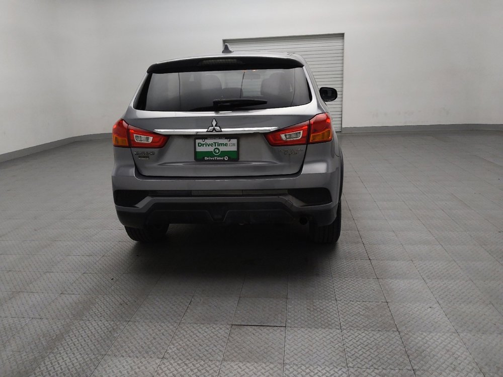 Used 2018 Mitsubishi Outlander Sport LE FWD image 7