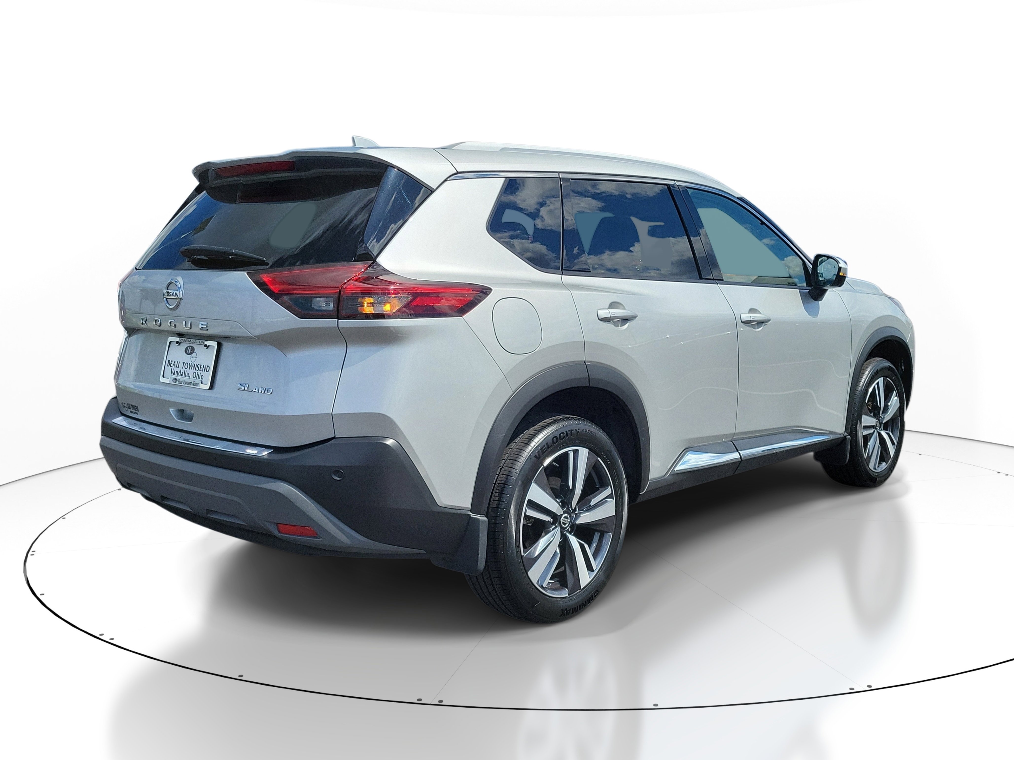 Certified 2021 Nissan Rogue SL w/ Premium Package image 4