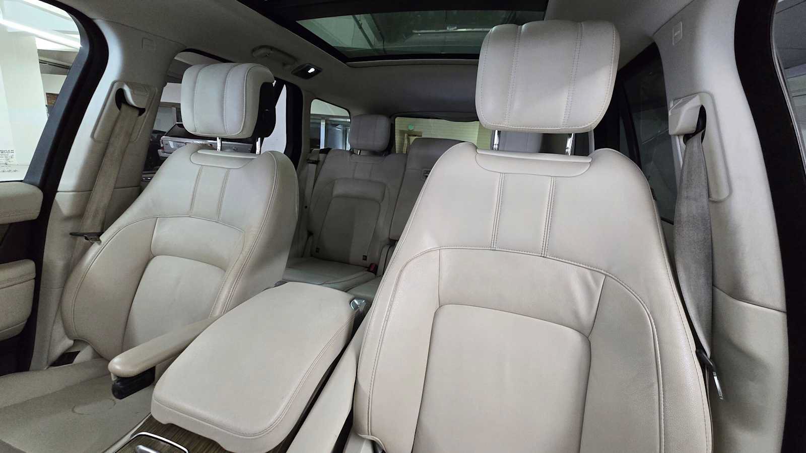 Used 2019 Land Rover Range Rover AWD/4WD image 20