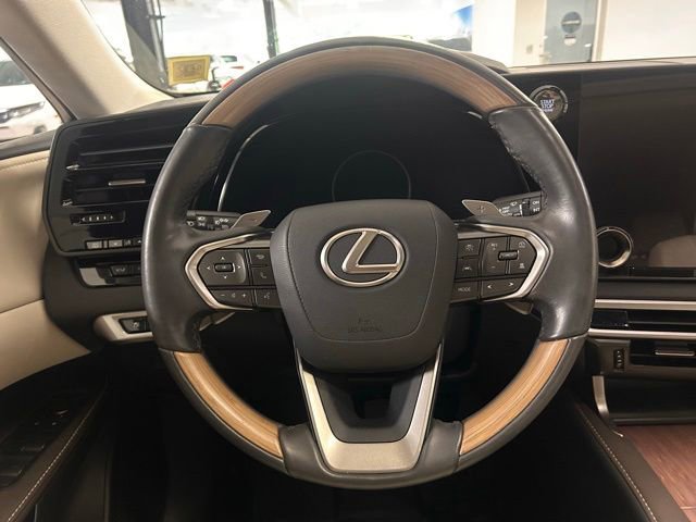 Used 2023 Lexus RX 350 Premium w/ Accessory Package AWD/4WD image 15