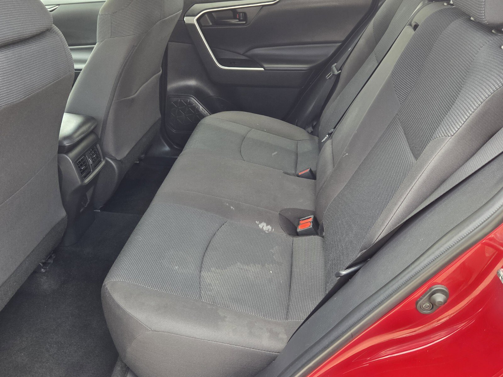 Certified 2022 Toyota RAV4 LE FWD image 5