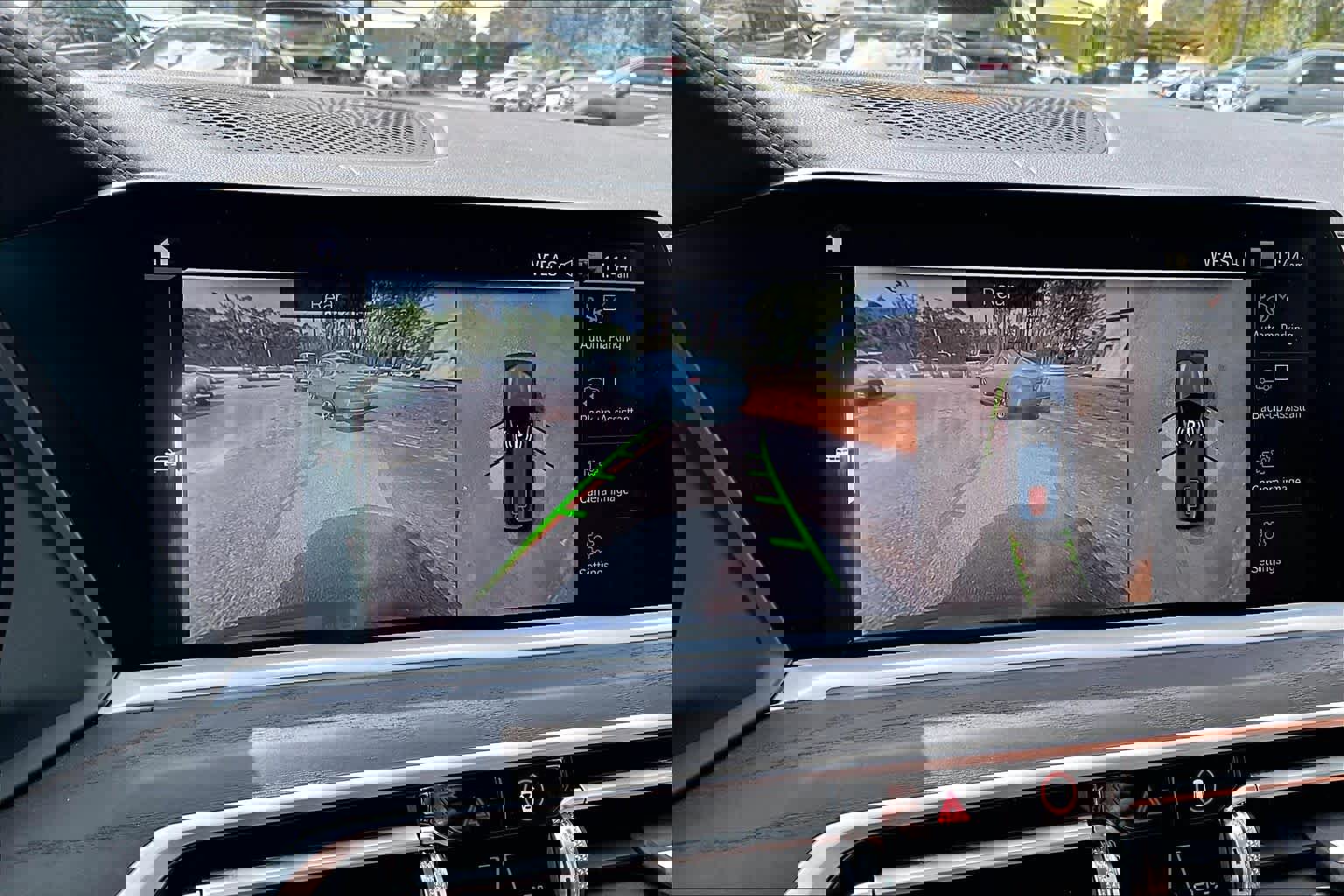 Used 2022 BMW X7 xDrive40i w/ Premium Package image 27