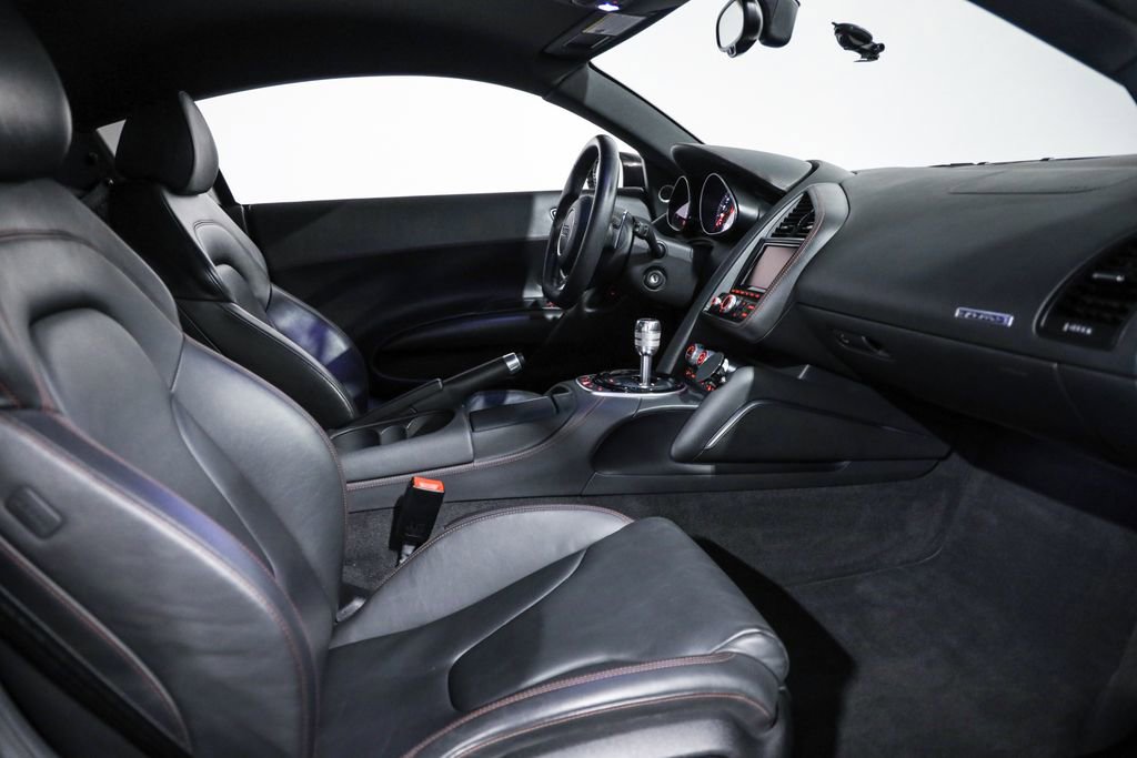 Used 2014 Audi R8 V8 image 29
