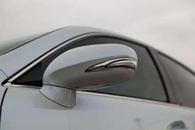 Used 2011 Lexus IS 350 4dr Sedan RWD image 42