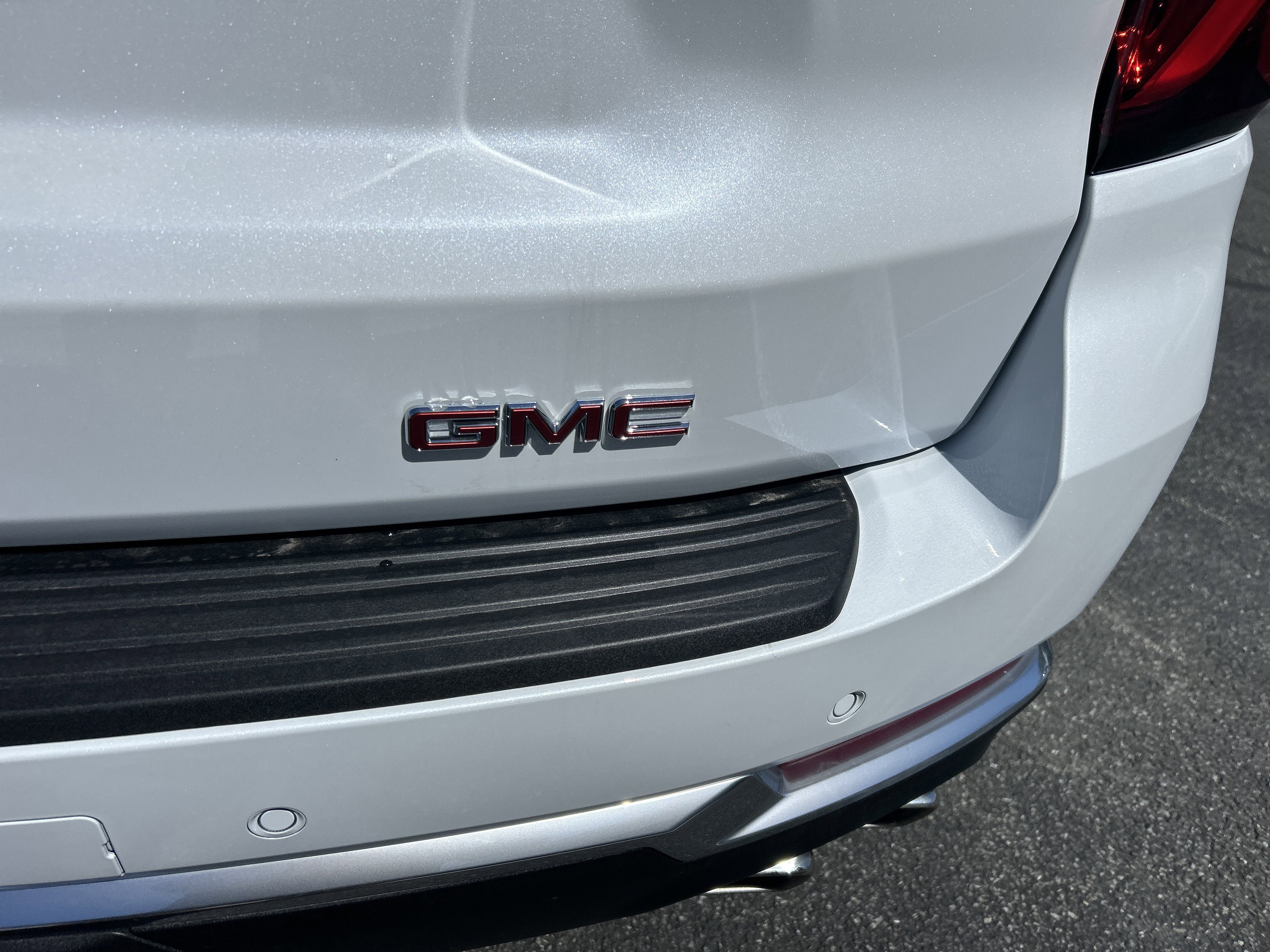 New 2026 GMC Yukon Denali w/ Denali Reserve Package AWD/4WD image 10