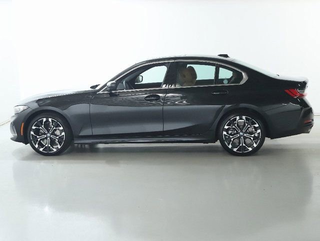 Used 2025 BMW 330i xDrive Sedan AWD/4WD image 42