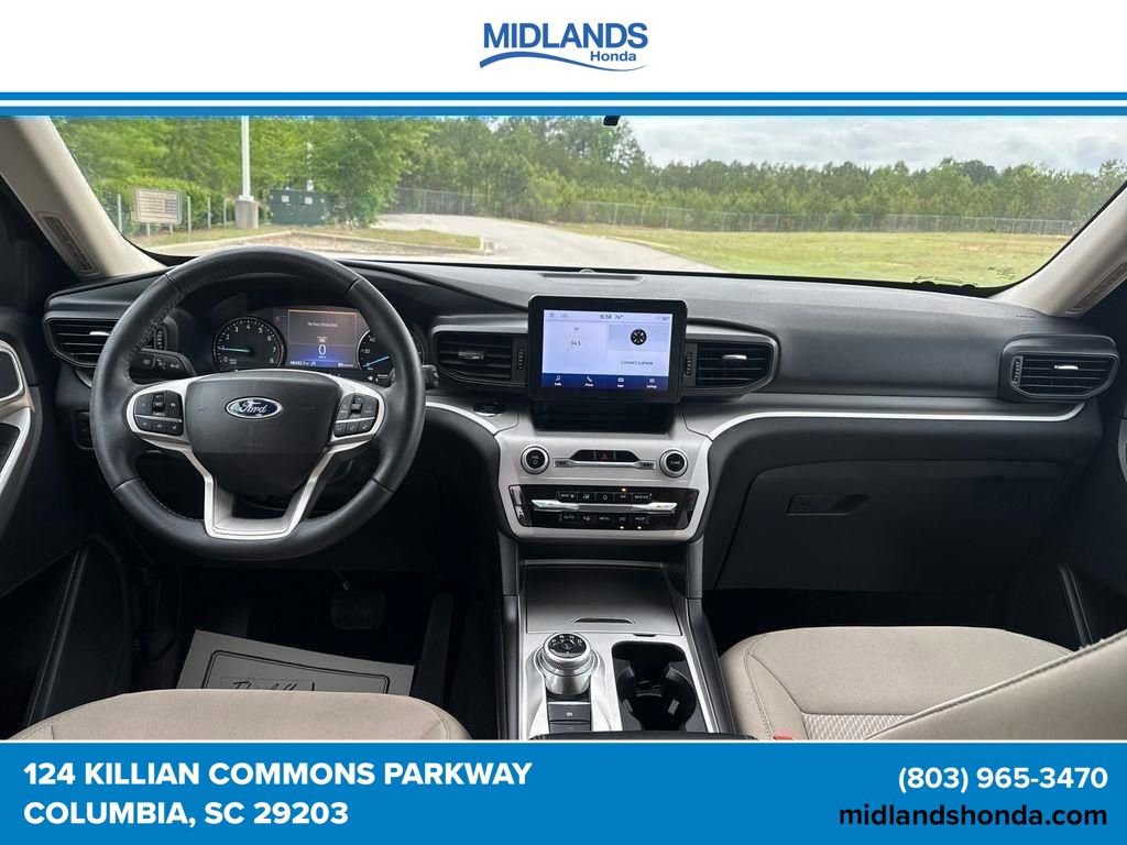 Used 2023 Ford Explorer XLT RWD image 35