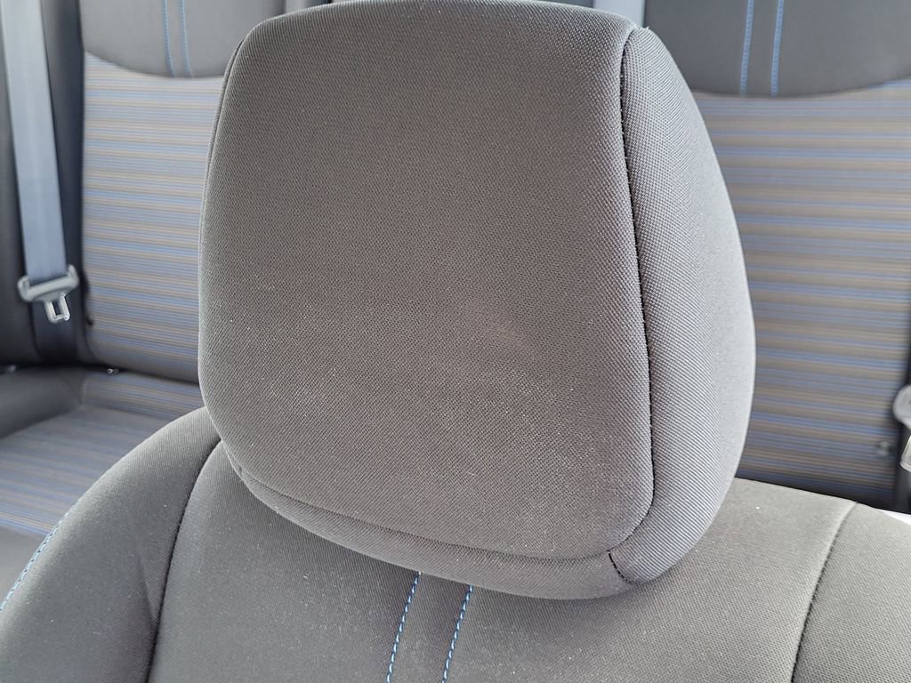 Used 2024 Nissan Leaf S image 6