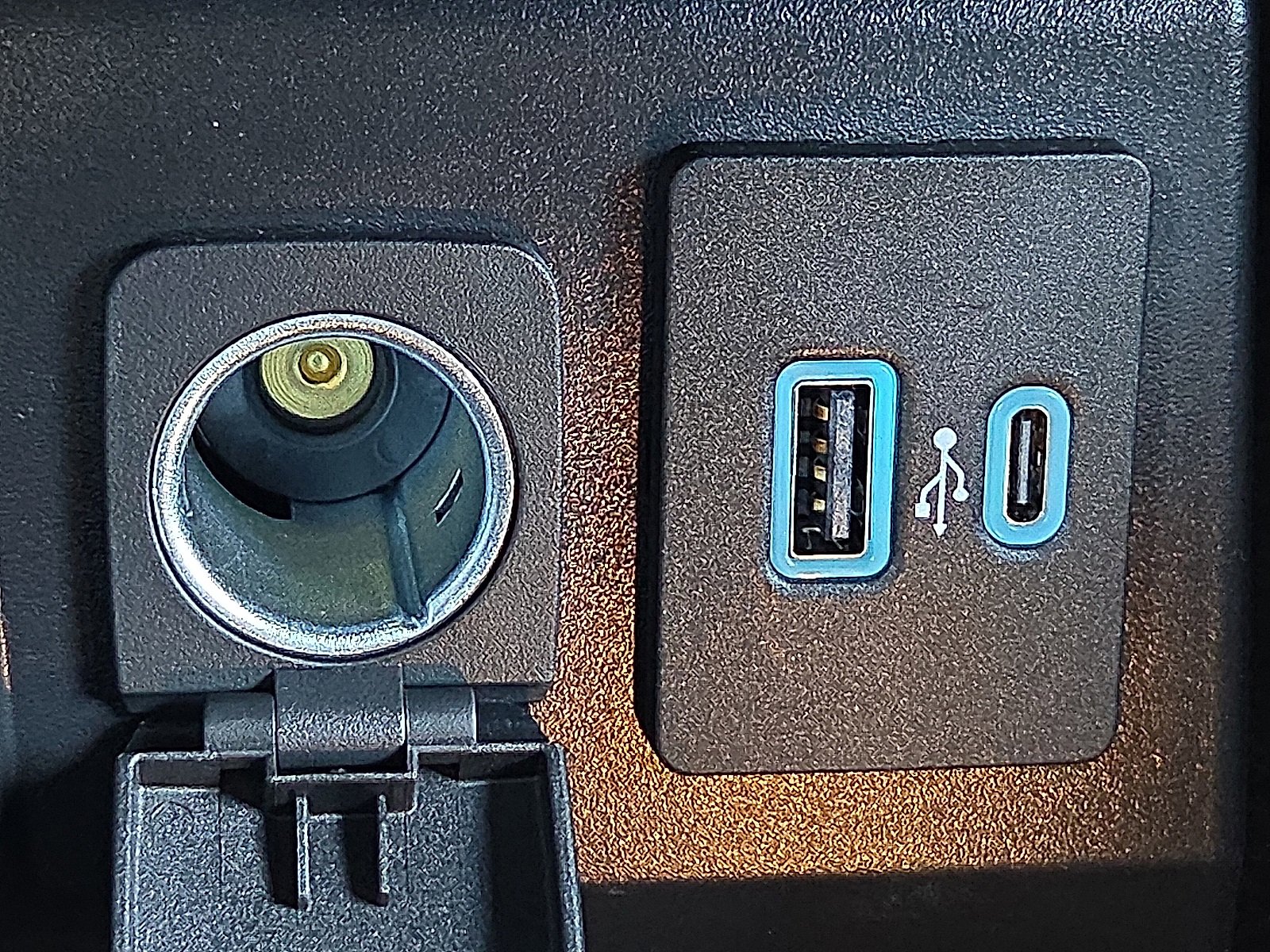 Certified 2023 Ford Explorer ST w/ Equipment Group 401A image 20